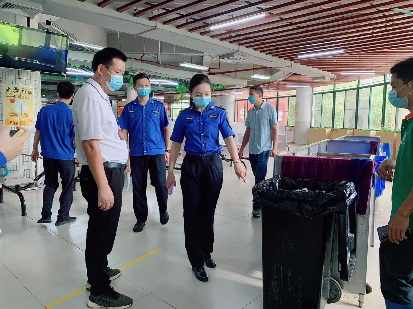 广州增城垃圾分类执法进高校 实现资源绿色微循环