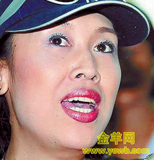 而阿均和小梅已经决定离开故土重新生活以避开