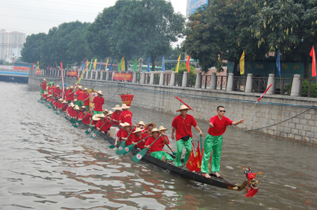 广州龙舟会开锣 广东新闻原创稿件 南方网