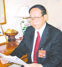 梅州市市长何正拔:梅州要抢抓机遇加快