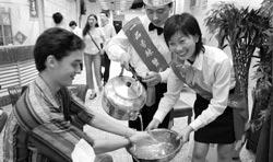 2018非典 经济_2.非典阴影下的经济突围-中国宁波网/宁波晚报