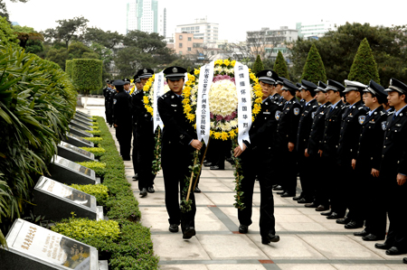 向公安英烈们学习!广东去年34名民警英勇殉职