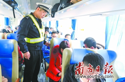 春运首日广州火车站客流量与去年持平 高铁客