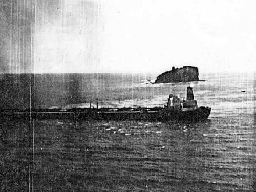 中日钓鱼岛挤船大战 上级要求中国巡航船立威