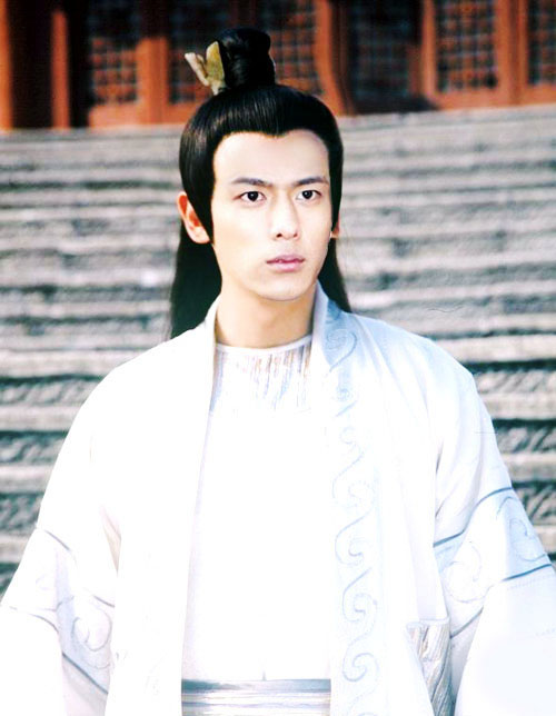 《新<em>甘十九妹</em>》崔鹏被封古装王子 男星古装造