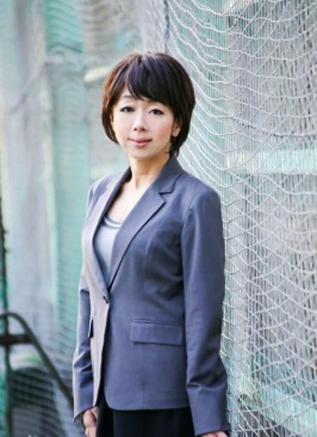 组图:日本43岁女主播转行当女优 自称已有3年