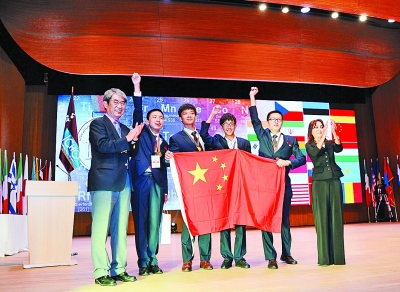 中国中学生在国际化学奥林匹克竞赛中勇夺四金