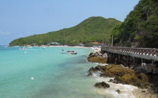 女 游客泰国 遭性侵 被侵害后手机、护照均 被抢 