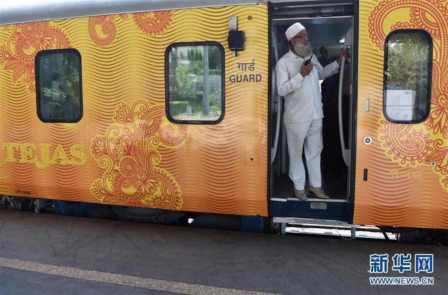 印度新开豪华高铁线路 有wifi、能玩游戏