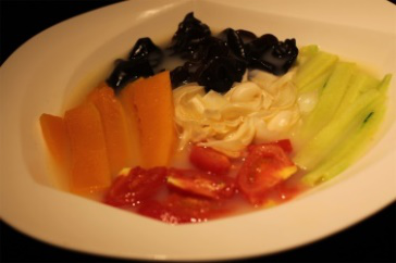 你还靠泡枸杞养生？来“美食与健康养生论坛”组个“养生局”