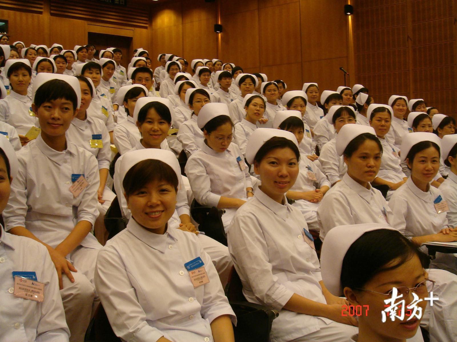 这些专科护士专在何处?骨科主任:她不在就不