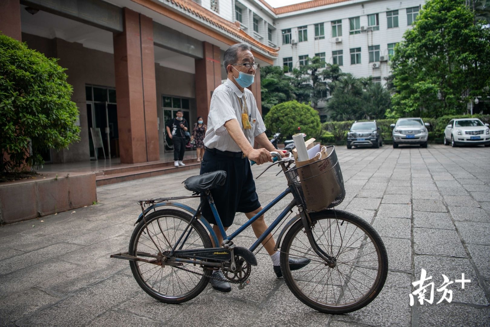 哪里买二手自行车便宜又正规 6cf00951b5f64727874d5524c88597d6_watermark.jpg