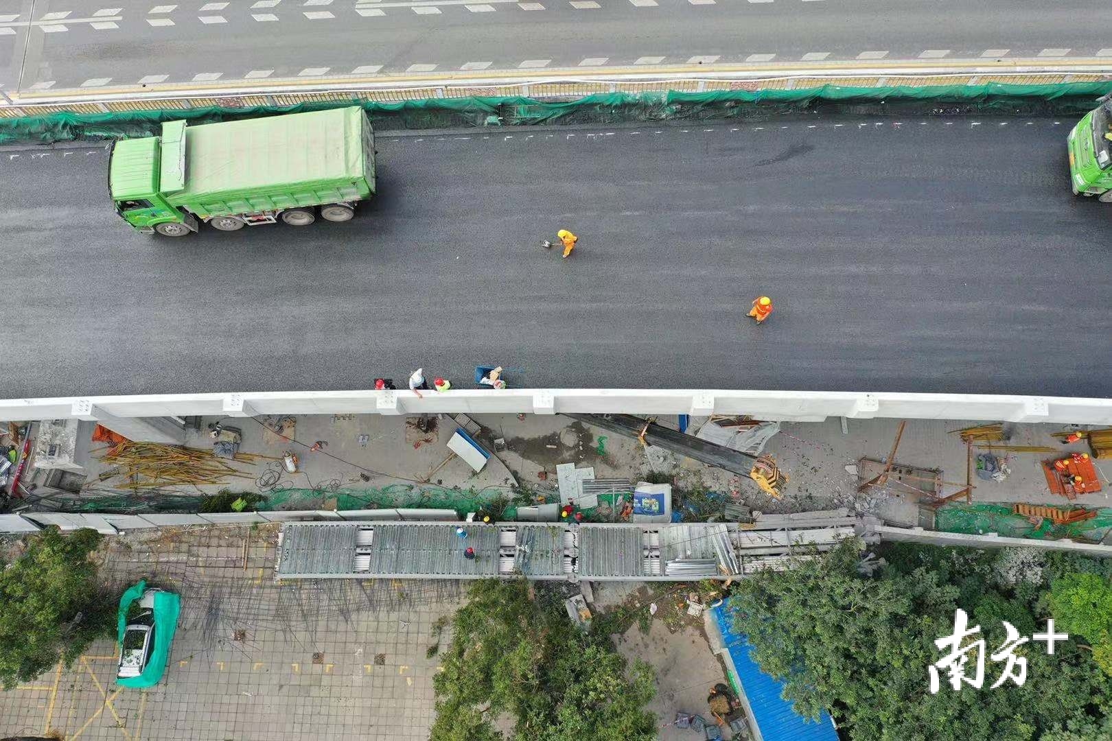 广州:货船猛烈撞击北斗大桥,桥墩倾斜有裂痕_手机新浪网