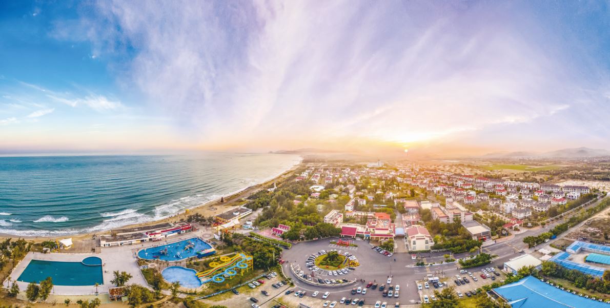 港新GDP_港深的gdp(2)