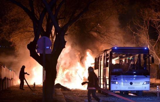 土耳其首都汽车爆炸致至少28人死61人伤(图)_