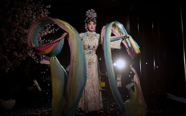 老外眼中的京剧 中国快讯 南方网