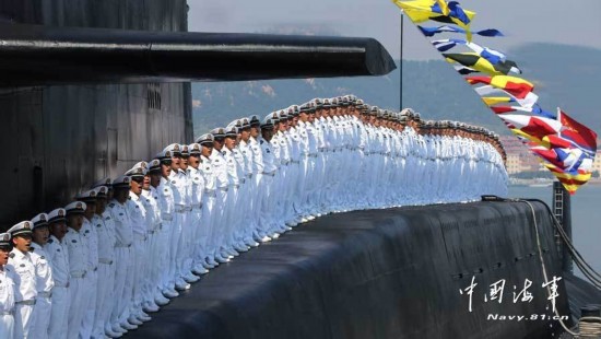 新闻联播头条报道解放军首支核潜艇部队