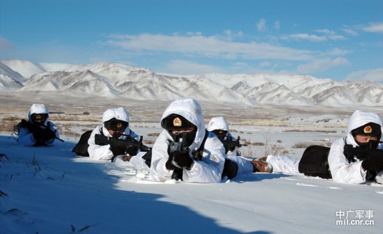新疆边防军装备好战术专业 已配北斗定位系统
