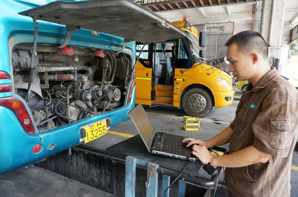 研技术跟上时代发展的汽修电工-记肇庆粤运公