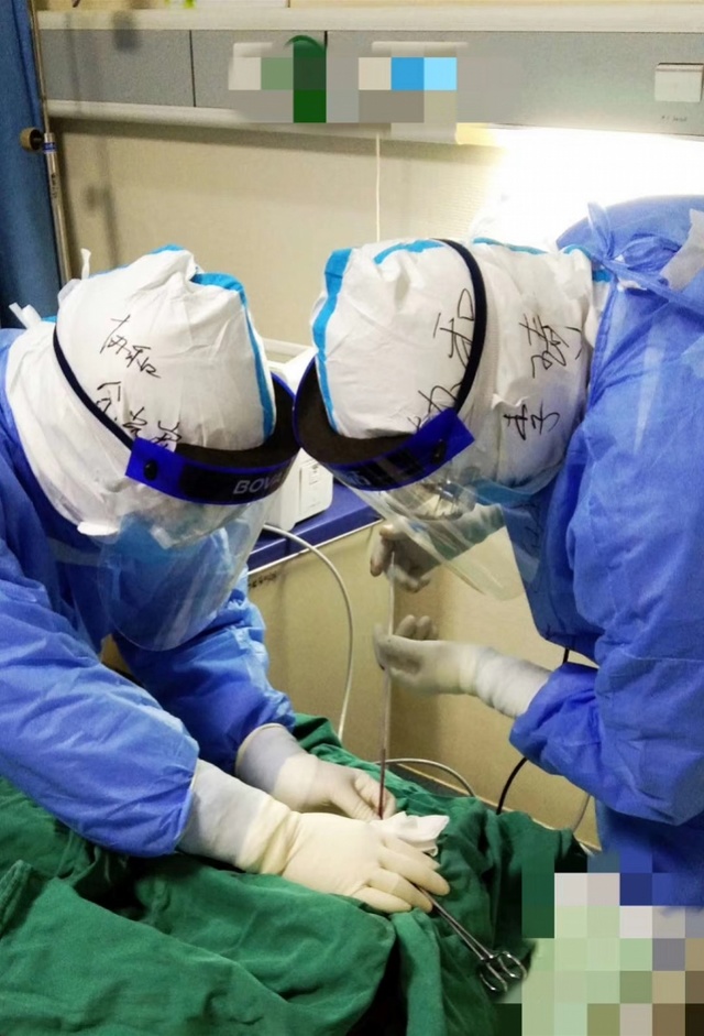 揭秘世界首例新冠肺炎患者神经外科手术,生死战斗过的人该有姓名