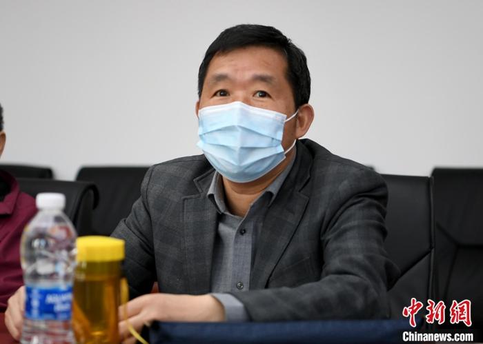 图为国家卫健委疾控局副局长雷正龙.中新社记者 安源 摄