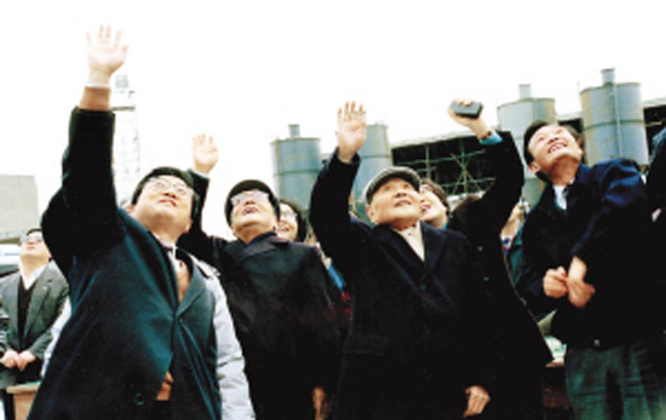 1992年邓小平南巡_大图_南方网