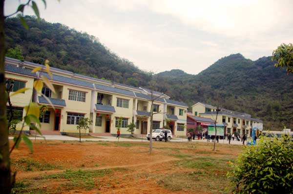 九龙 镇启动"百村整治行动" 推动美丽乡村建设热潮