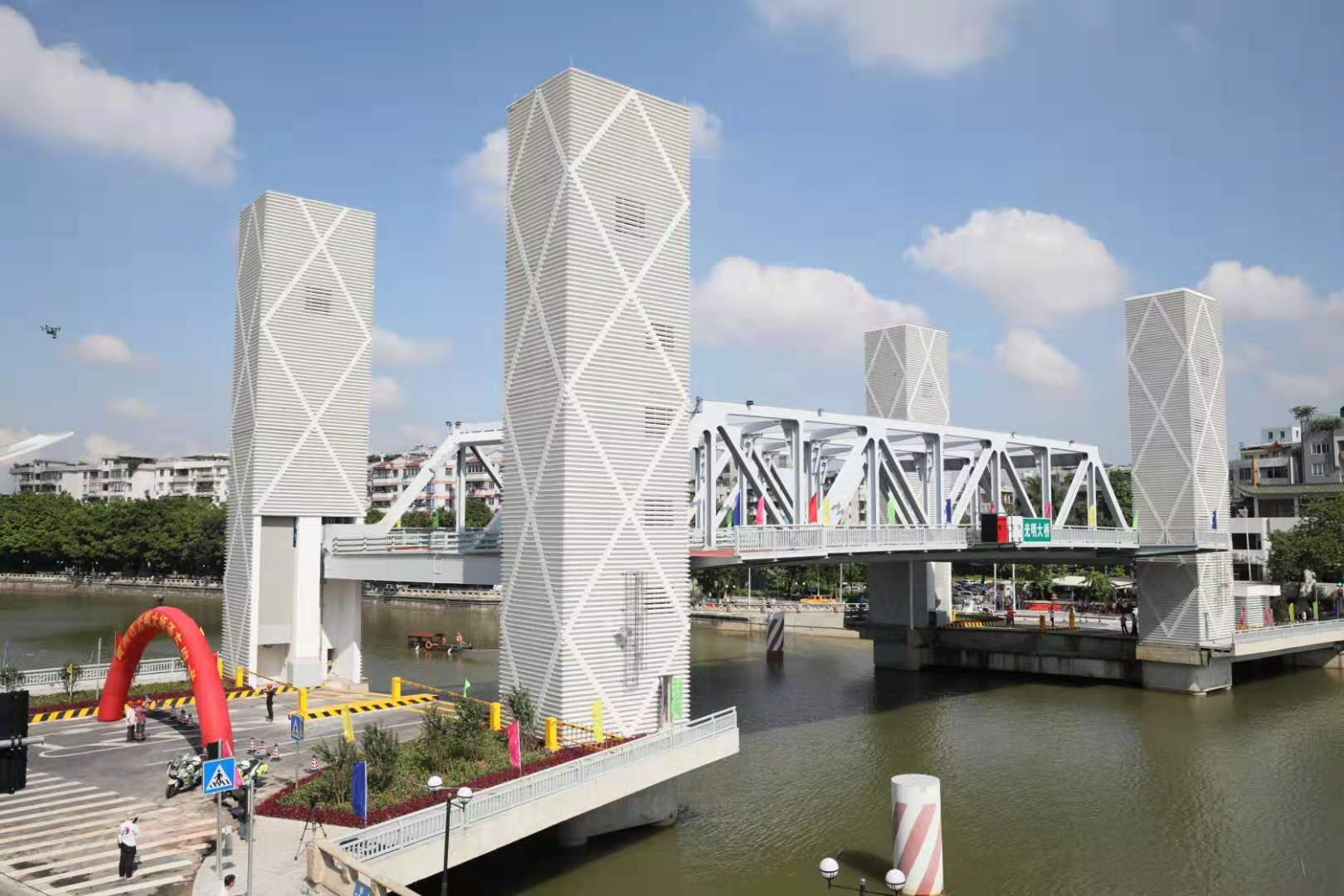 就在番禺!广州首座可升降桥面的跨江大桥正式通车