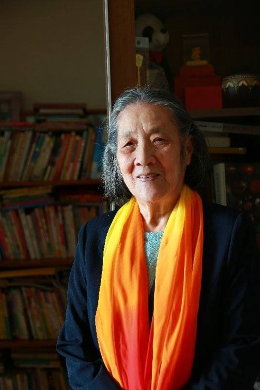 著名儿童文学作家黄庆云叶落归根, "云姨"百年童心永存